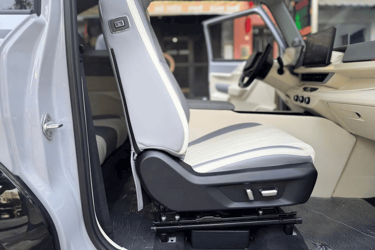 Hình ảnh: Ghế chỉnh điện VF3