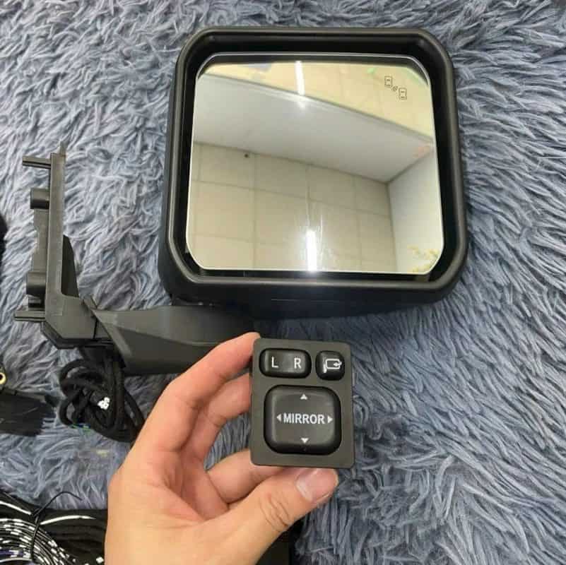 Hình ảnh: Lắp Gương Chỉnh Điện VF3