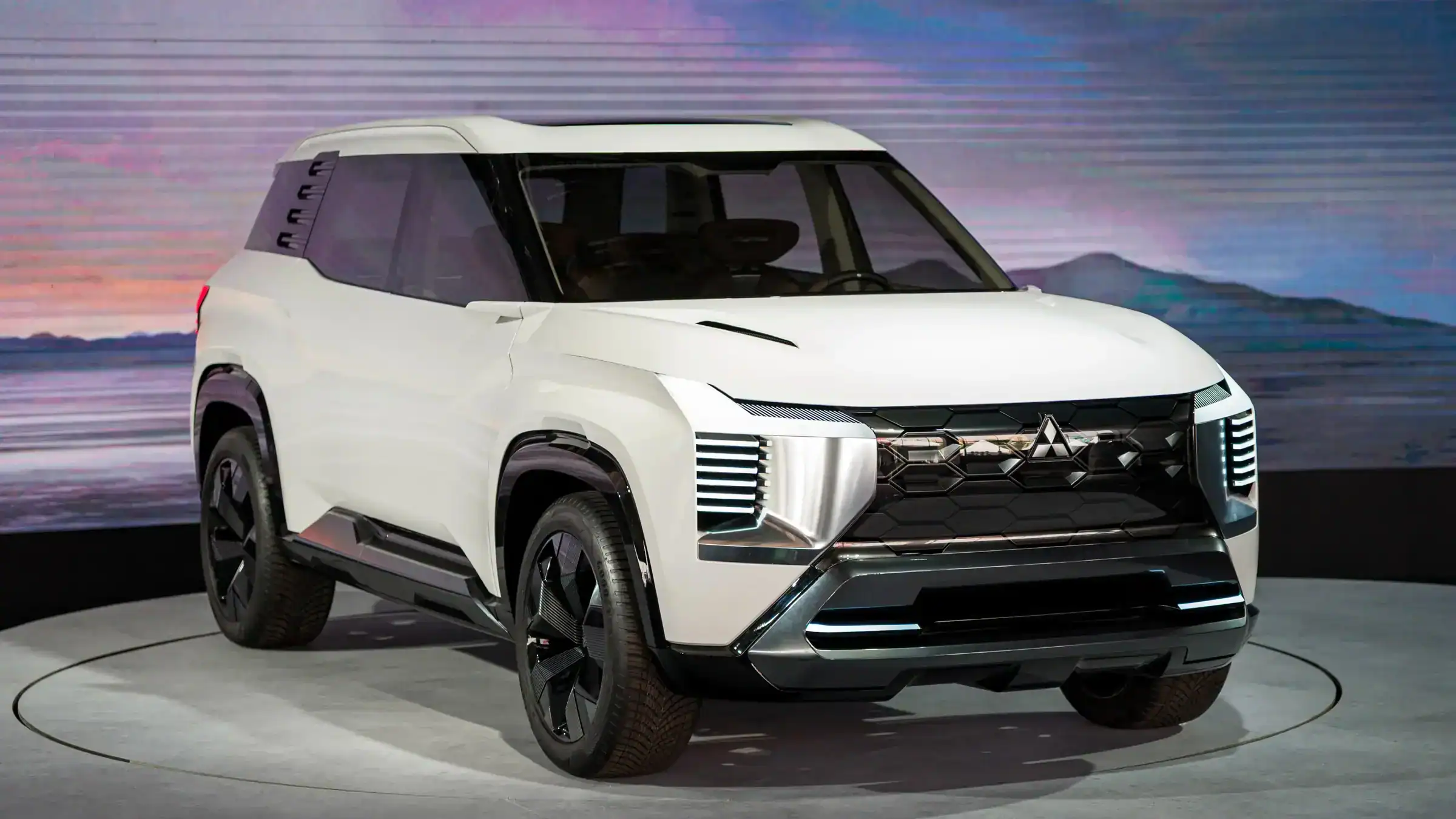 Mitsubishi Destinator